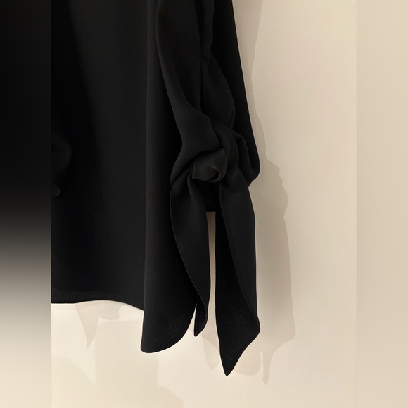 Club Monaco Off-Shoulder Blouse 2 - Picture 5 of 6